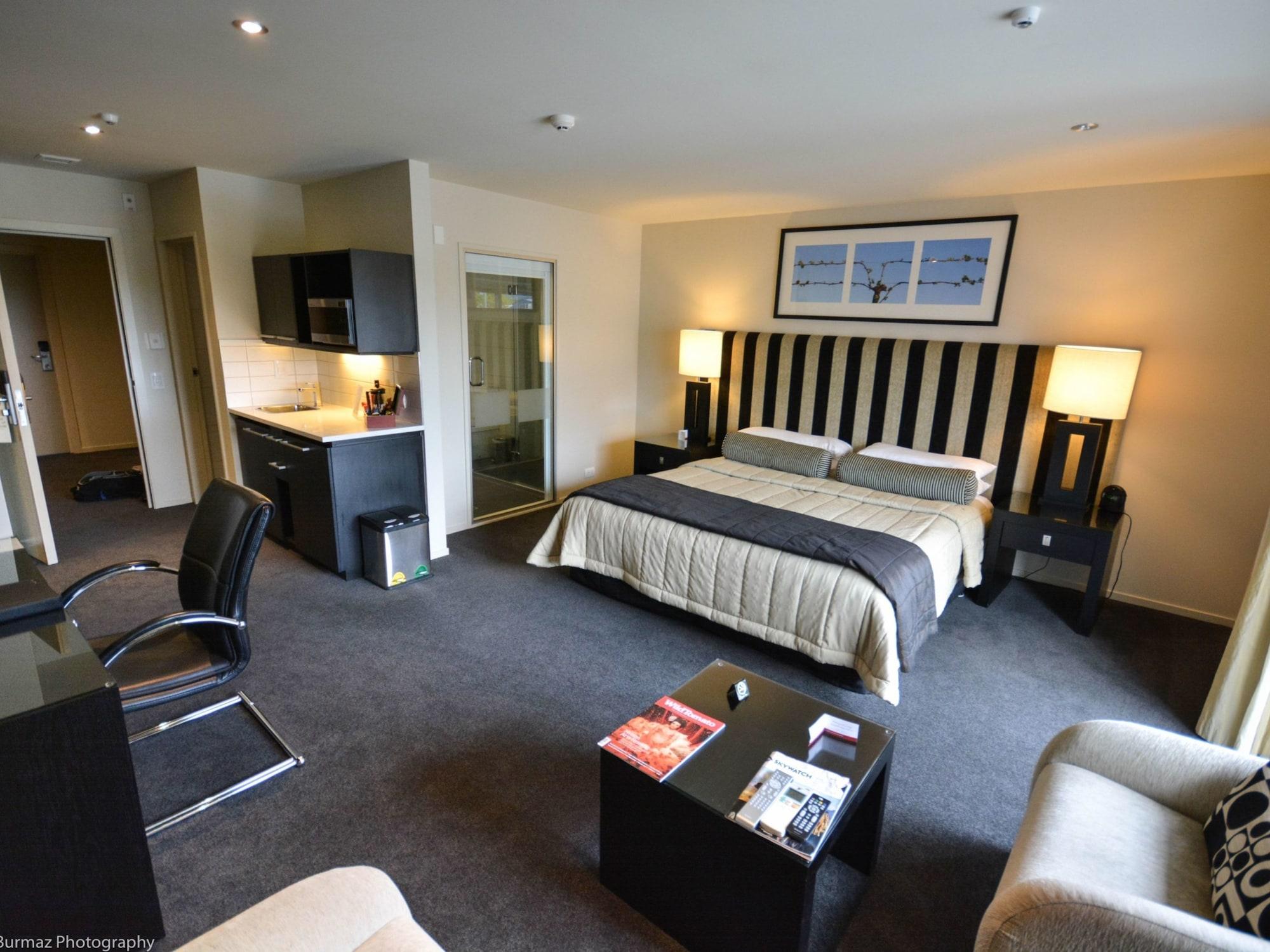 Carnmore Chateau Marlborough Hotel 5*
